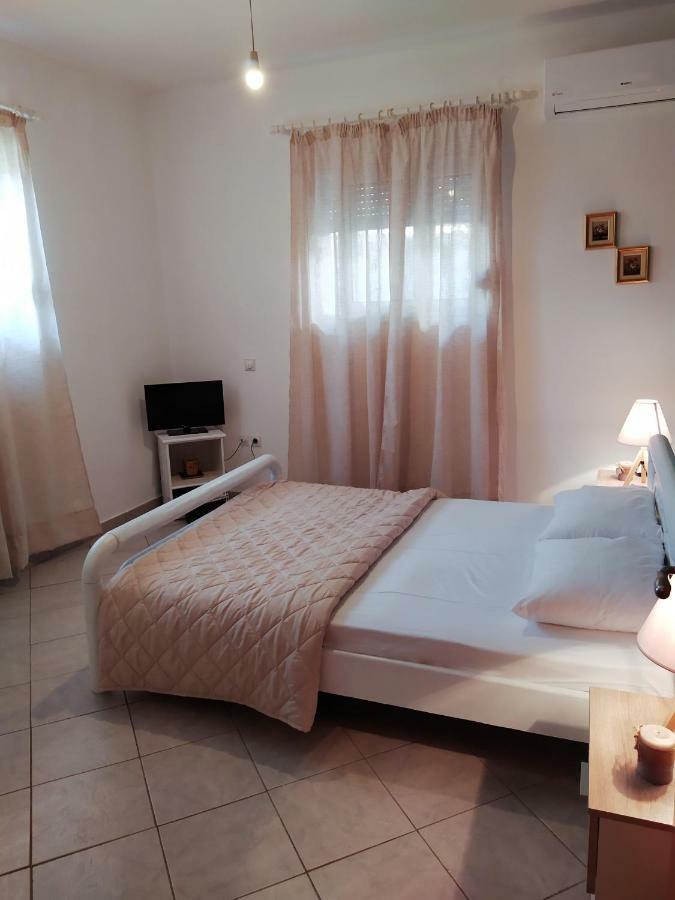 Villy'S Apartment Nafplio Bagian luar foto
